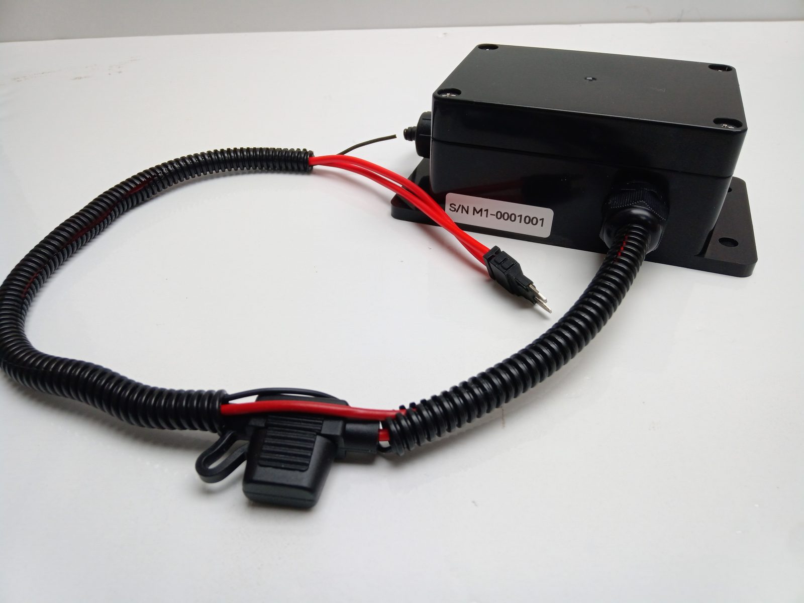 myMobi immobilizer control unit with fuse-tap harness